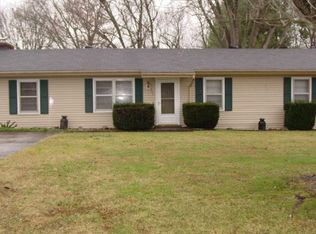 302 Castle Heights Rd, Bowling Green, KY 42103