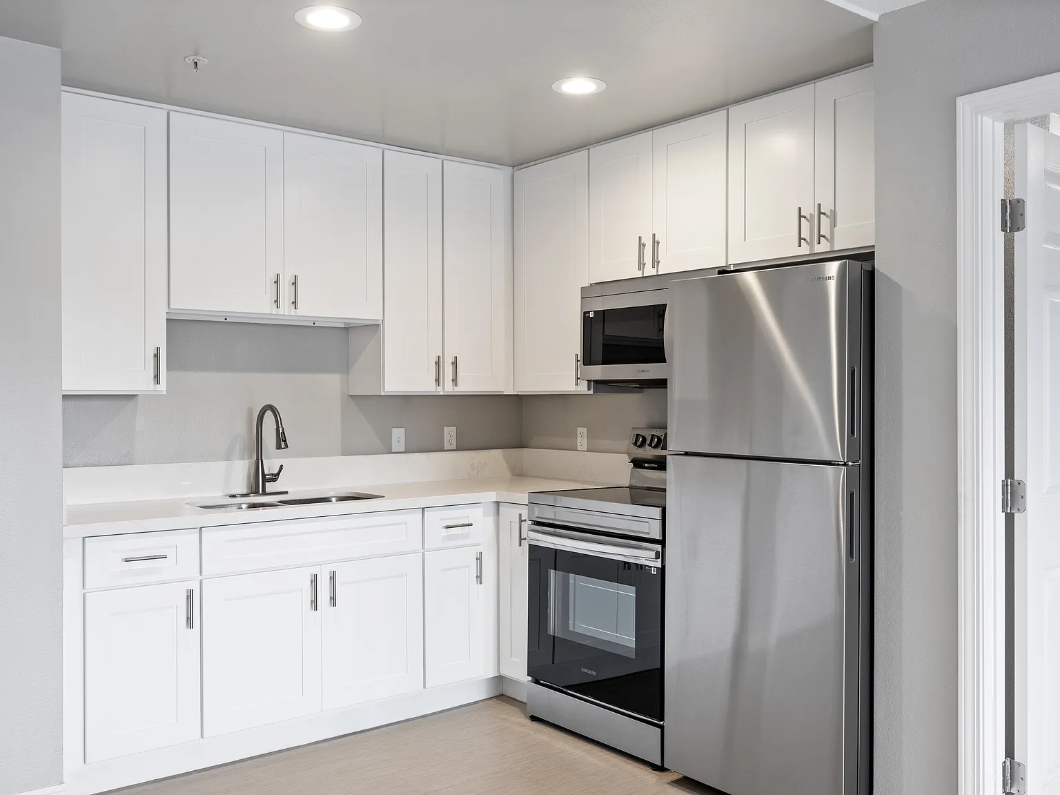 Valley View Senior Apartment Homes — Photo 2
