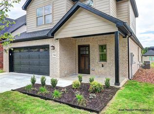 7018 W Brookview Rd, Rogers, AR 72758