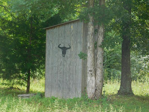 4th image of 153 Pioneer Dr