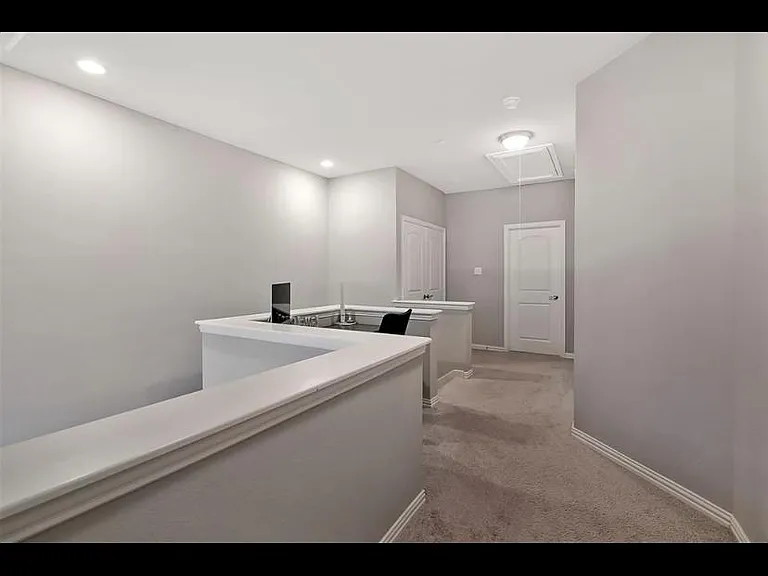 4225 Blackjack Oak Dr — Photo 10