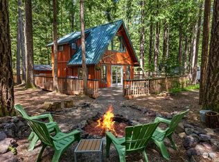 90 N Duckabush Dr W, Hoodsport, WA 98548