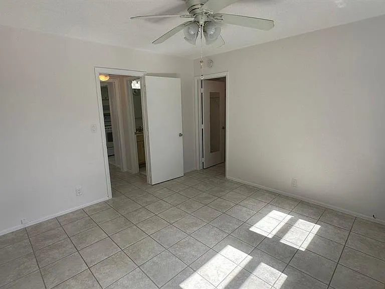 625 Antioch Ave #302 — Photo 39