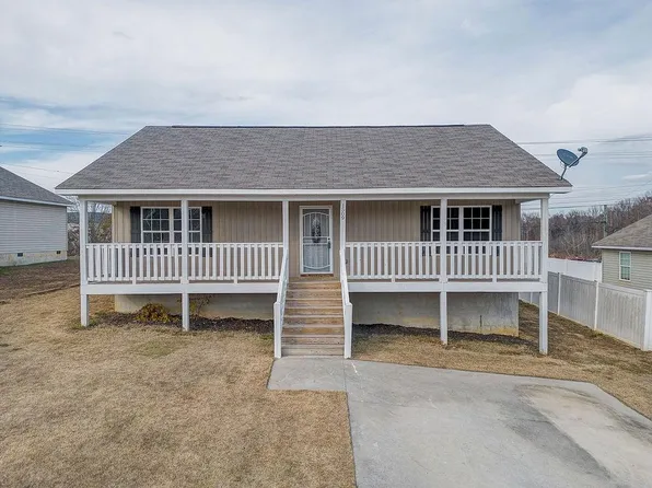 1509 Hale Bowen Dr, Dalton, GA 30721