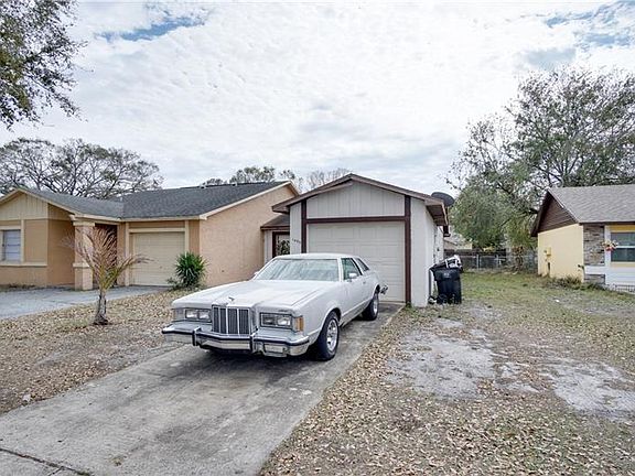 2nd image of 1499 Candlewyck Dr