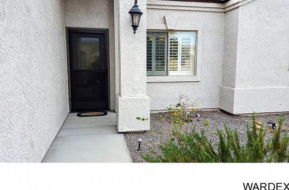 4th image of 2222 E Red Hill St
