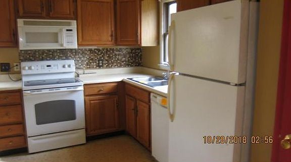 3rd image of 3443 Mildred St