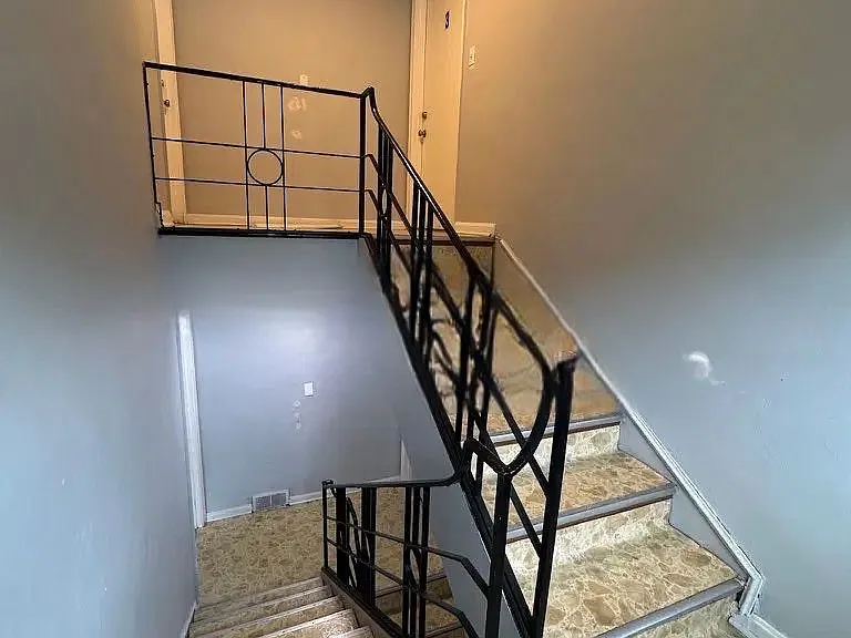 1649 Anita Pl #2 — Photo 9