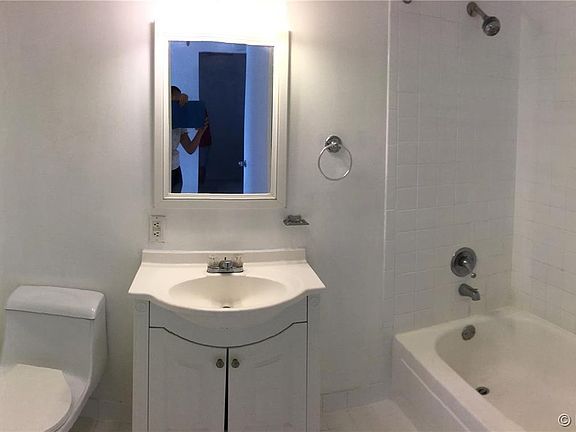 2nd image of 850 N Miami Ave APT 406
