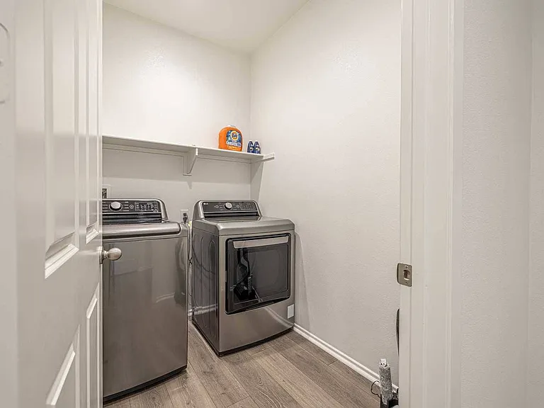 6127 W Avenue J9 — Photo 10