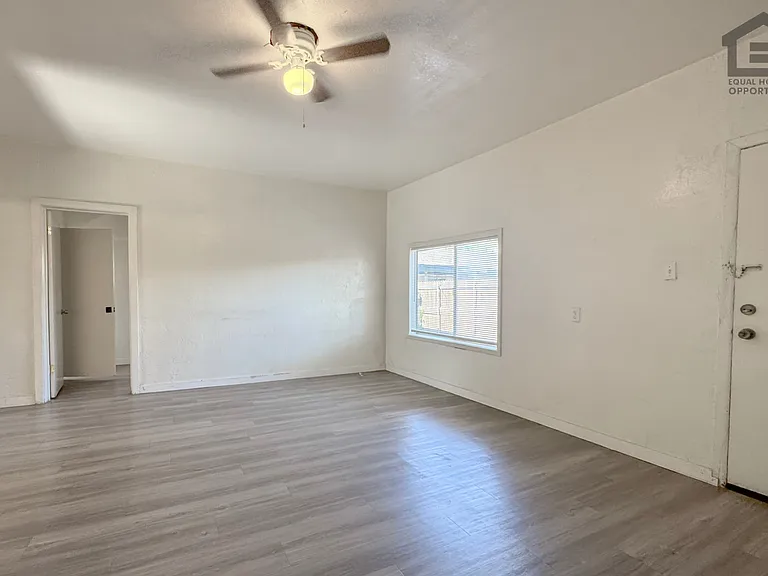 903 W Pierson St — Photo 8