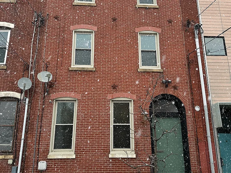 2117 E Cumberland St — Photo 72