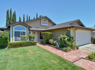 7165 Clearbrook Way, Sacramento, CA 95823