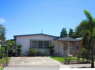 2222 McClellan St, Hollywood, FL 33020