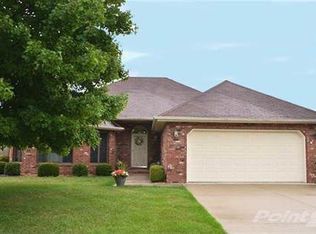 1934 E Ridgewood Dr, Springfield, MO 65804