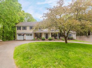 24 Aunt Park Ln, Newtown, CT 06470