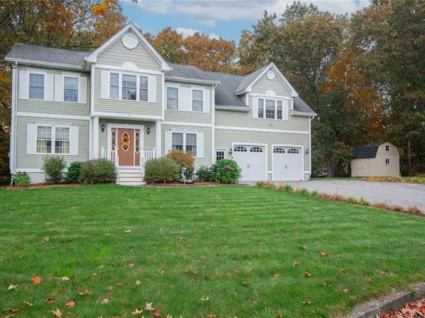 79 Ponte Ln, North Kingstown, RI 02852