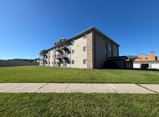 Brickview Apartments, Fargo, ND 58103