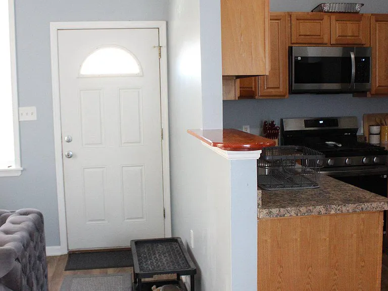 2400 Duncan St #1 — Photo 7