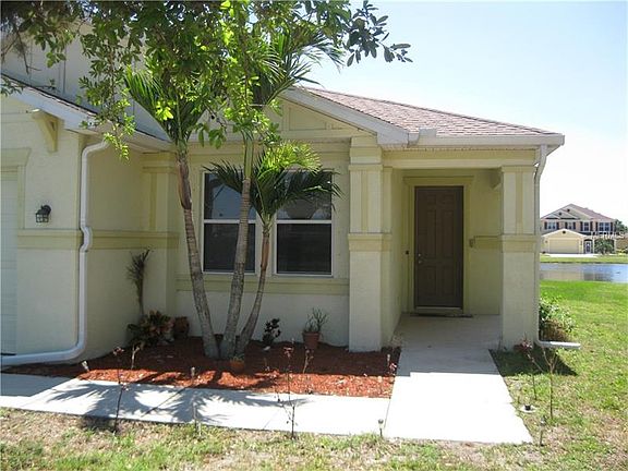 2nd image of 27011 Clear Creek Way