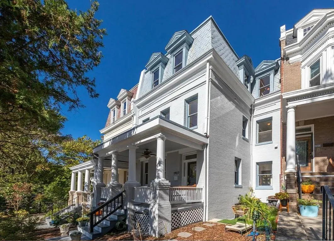 Building Photo - 1927 Park Rd NW #B