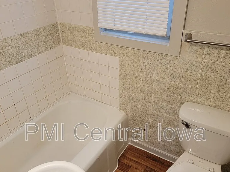 1211 Lewis Ave — Photo 6
