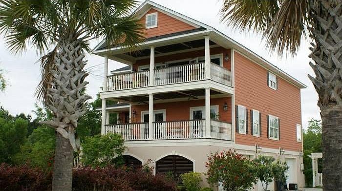R Front Elevation