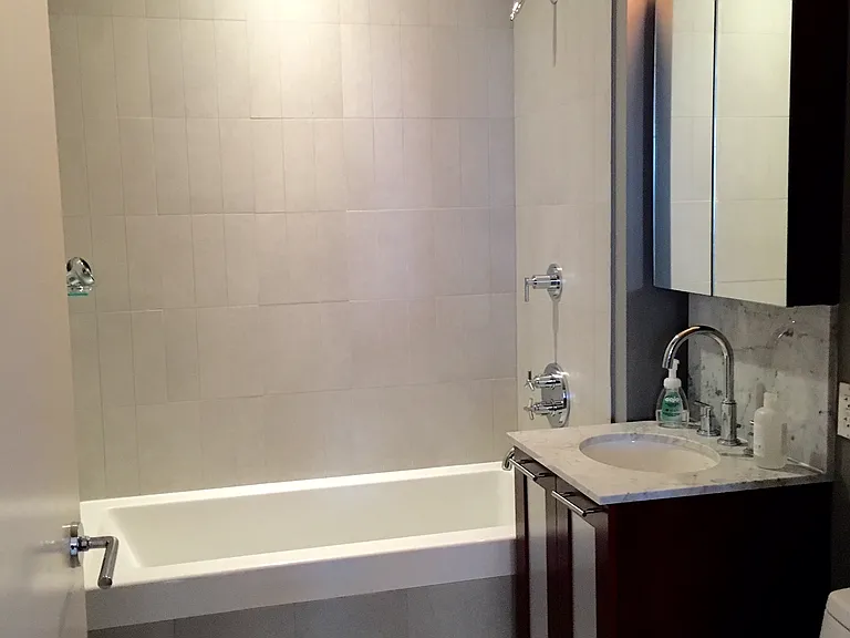 100 Jay St #22G — Photo 3
