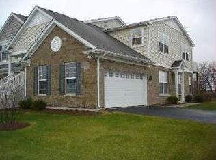 2637 Loren Ln, Algonquin, IL 60102