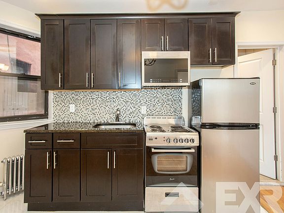 3rd image of 641 Saint Marks Ave #3P