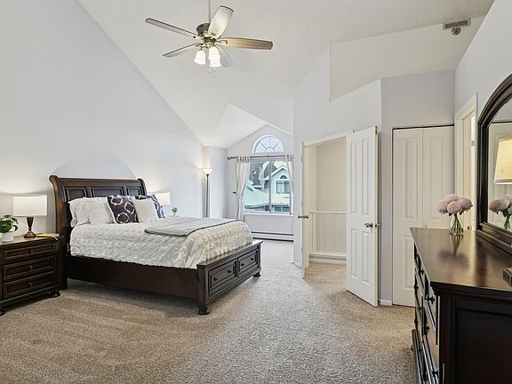 3rd image of 7540 Edinborough Way APT 1303