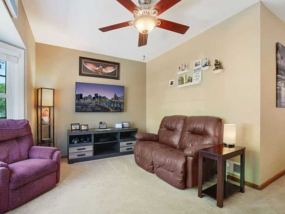 4th image of 3761 N Olcott Ave