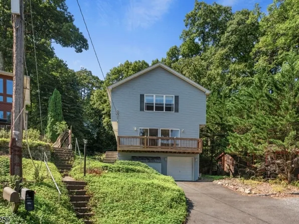 18 Lines Ave, Hopatcong Boro, NJ 07843