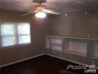 4th image of 3088 W Milton Ave