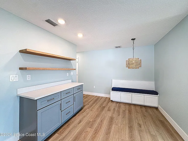1707 Shore Dr — Photo 9