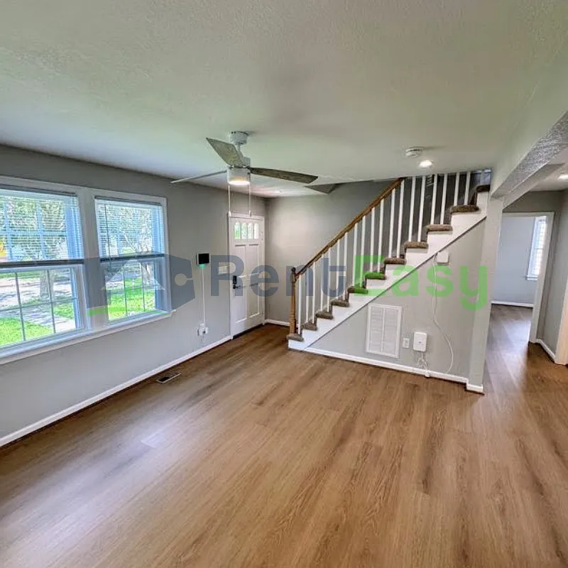 3 bed, 2.0 bath, 1250 sqft, $2,495 — Photo 4