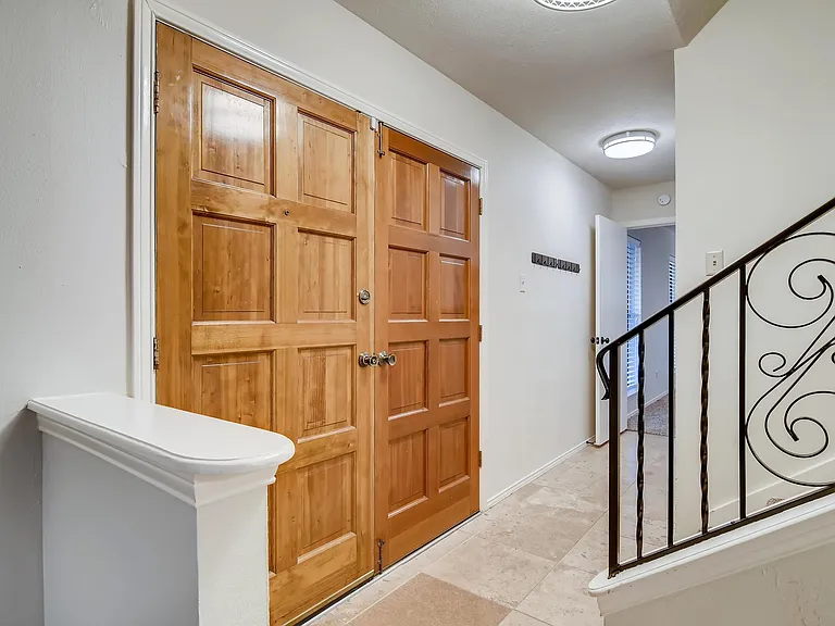 1724 Westridge Dr — Photo 13