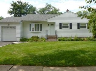 60 New Brook Ln, Springfield, NJ 07081