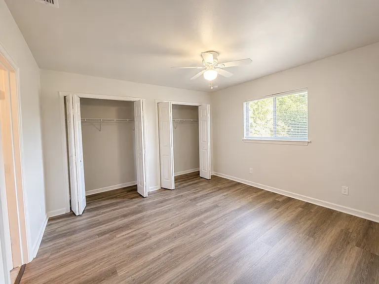 4401 22nd St SW — Photo 9