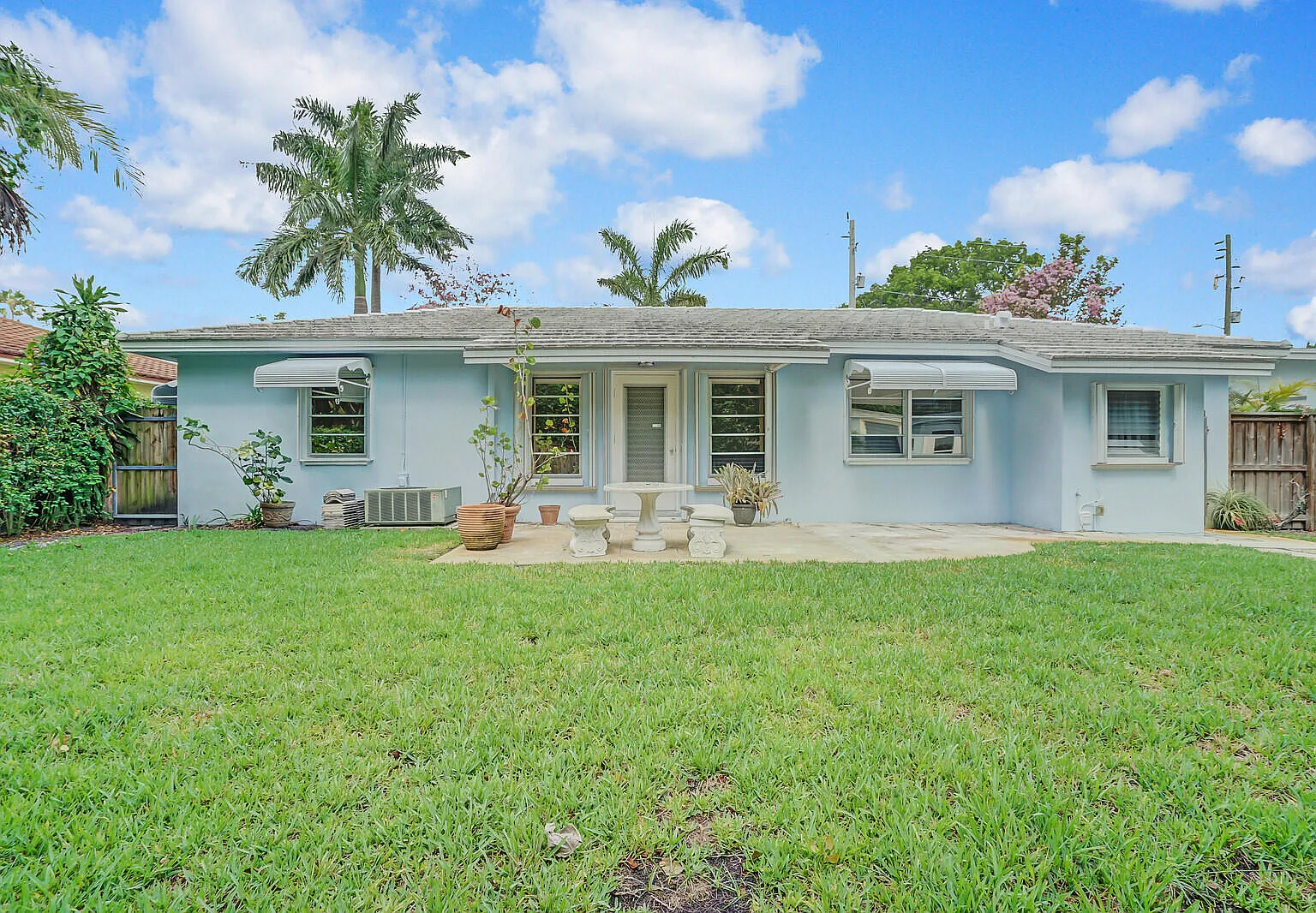 2 bed, 1.0 bath, 1257 sqft, $2,995 — Photo 4