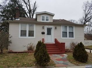 43 Van Buskirk Rd, Teaneck, NJ 07666