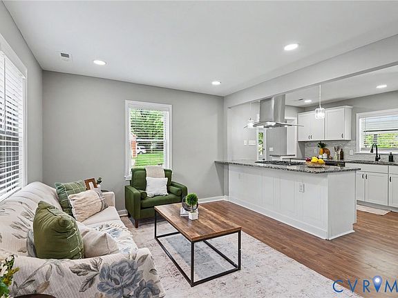 5th image of 3424 Danbury Rd