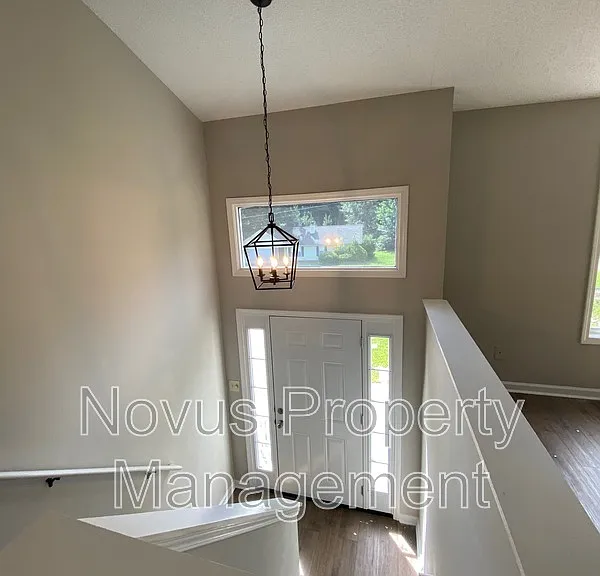51 Connie Dr — Photo 5
