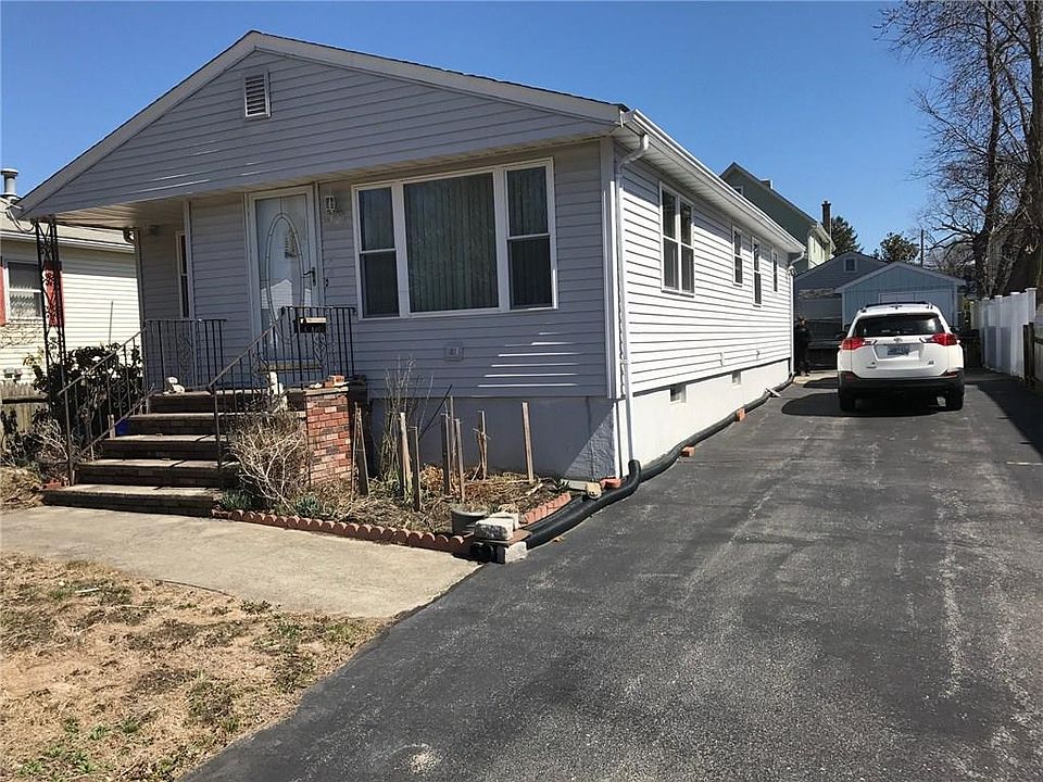 1st image of 296 Greenwood St