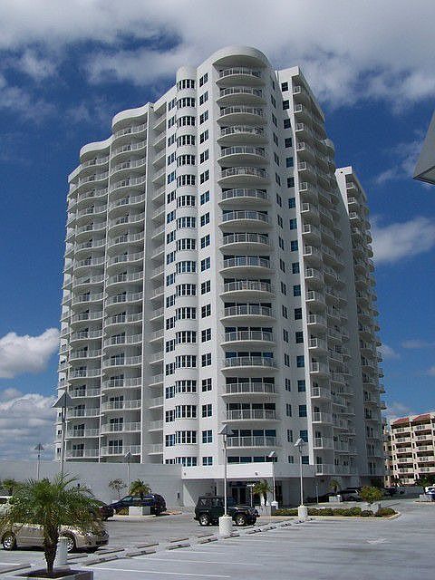 1st image of 2 Oceans West Blvd APT 1109