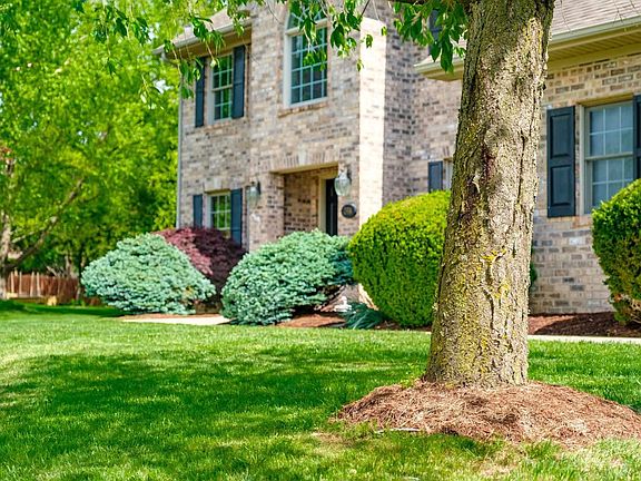 3rd image of 2914 Brookstone Dr