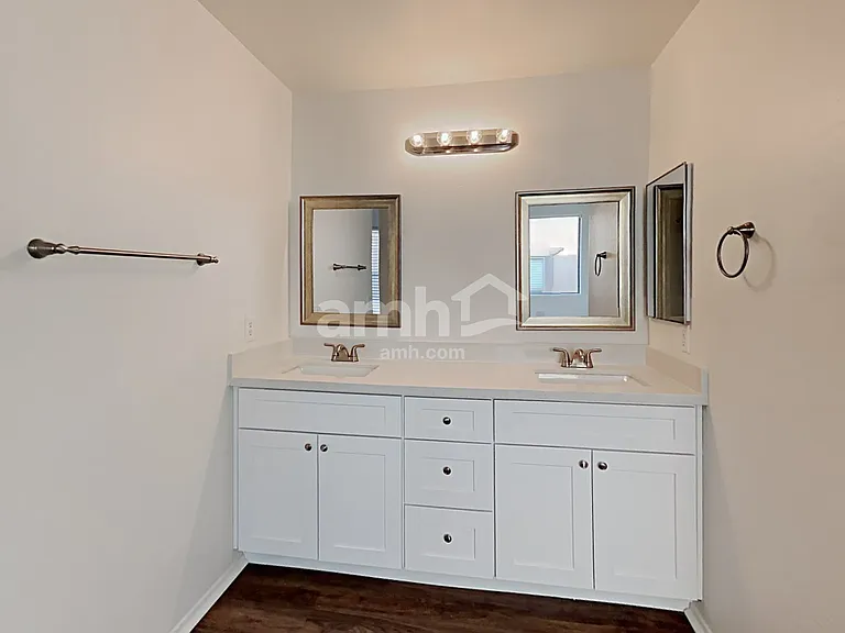 6335 W Branham Ln — Photo 12
