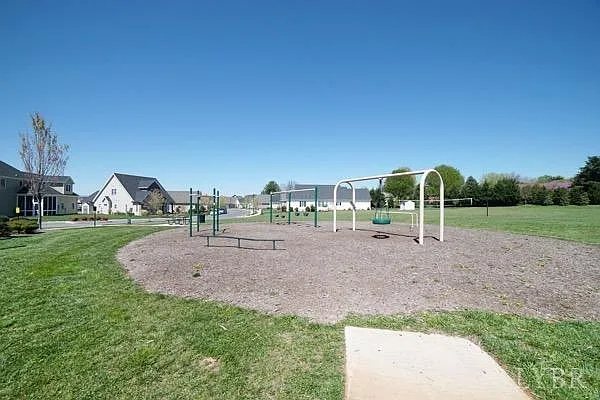 304 Hunterdale Dr — Photo 40