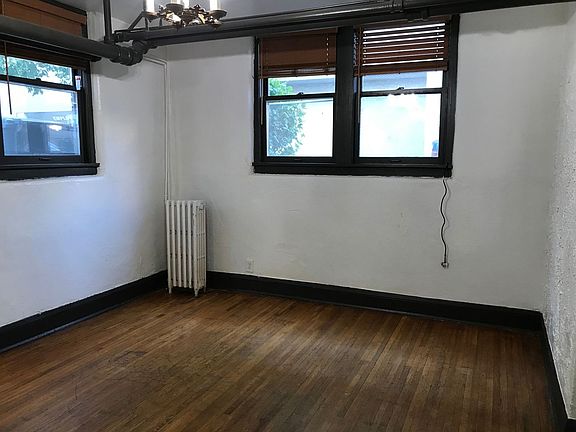 4th image of 1001 E 28th St APT 3