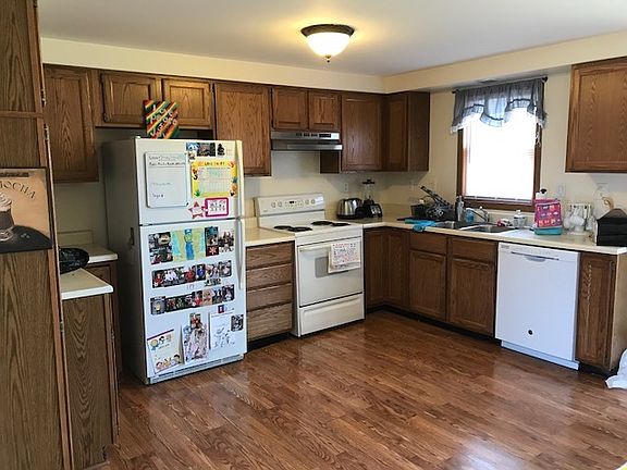 3rd image of 4146 1st St